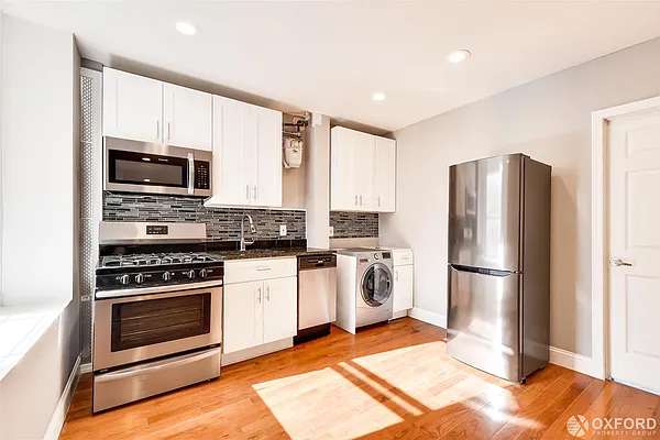 Rented by Oxford Property Group | media 9