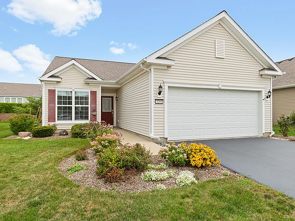 2nd image of 3293 Eastbank Cir