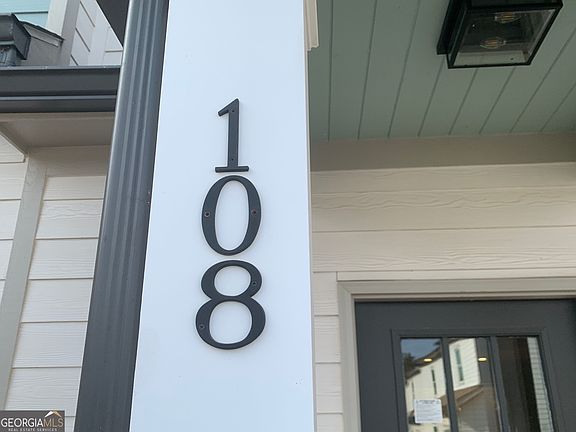 2nd image of 108 Indigo Cir
