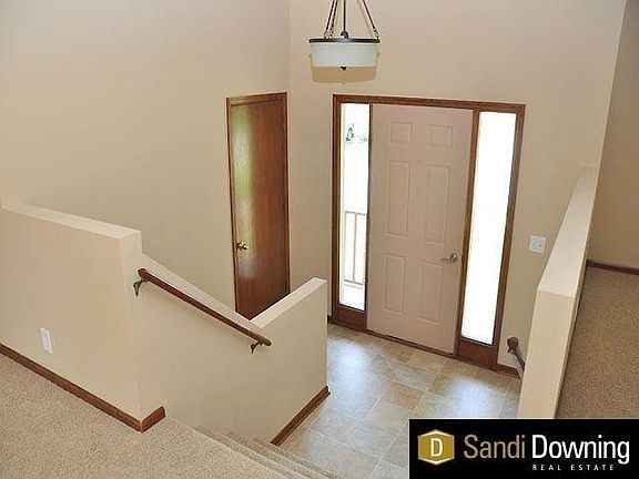 Unique entry way