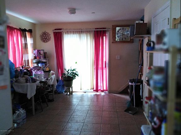 5th image of 27 Mitchel Ln