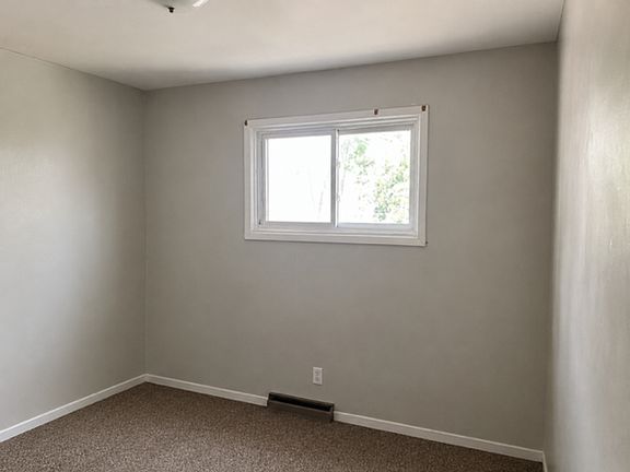 4th image of 462 Aulneau St #2A