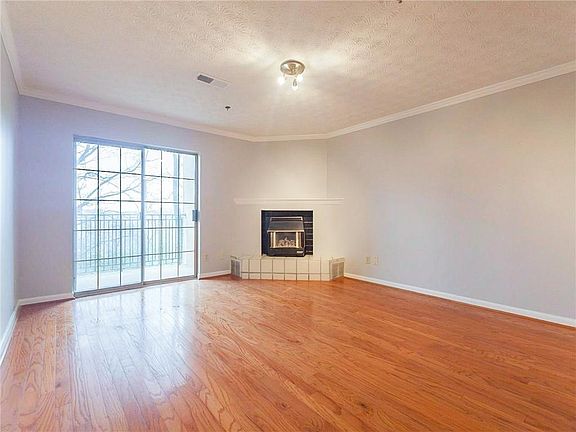 3rd image of 970 Sidney Marcus Blvd NE
