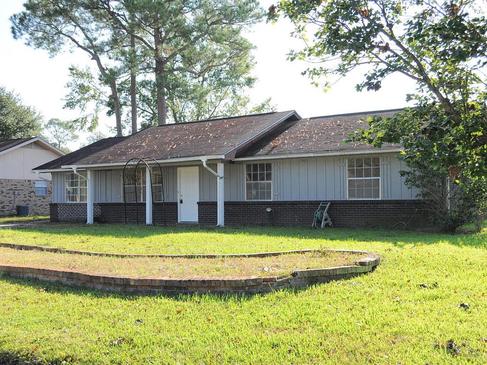 1st image of 562 Shannon Dr