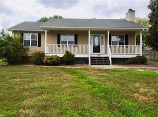 2065 Woccon Path, Winston Salem, NC 27127