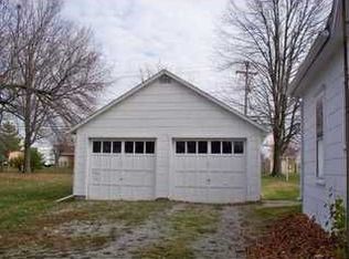 726 N Spruce St, Saint Marys, OH 45885