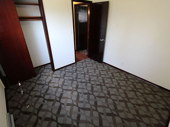 5th image of 505 W Alice Ave #1
