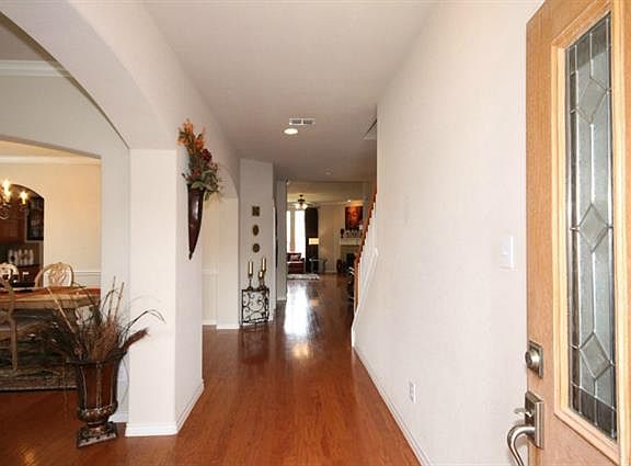 3rd image of 2733 Cameron Bay Dr