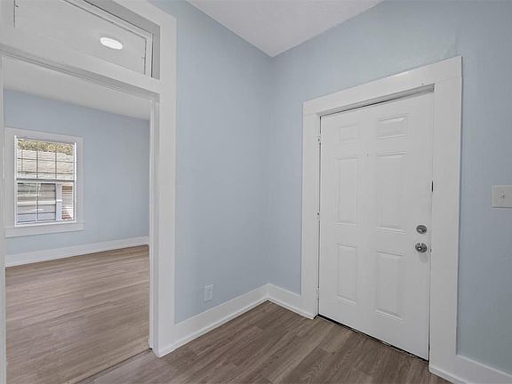 2nd image of 1511 36th St