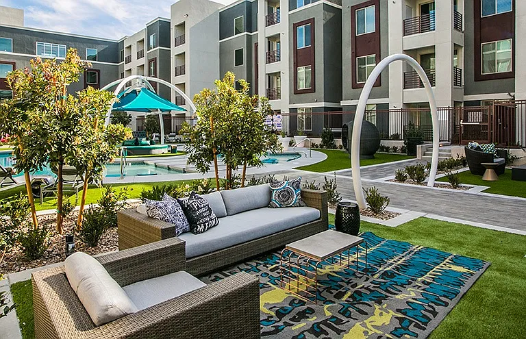 Aster Blue Diamond Apartments — Photo 30