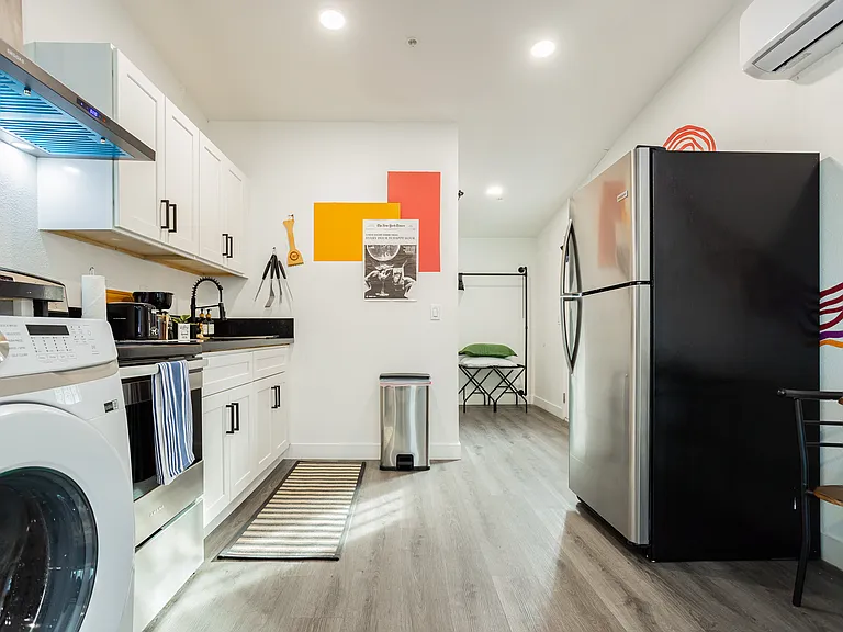 522 E Saint Louis Ave #2 — Photo 5
