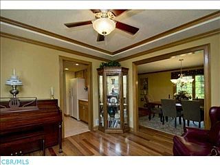 5th image of 1130 Abington Ct
