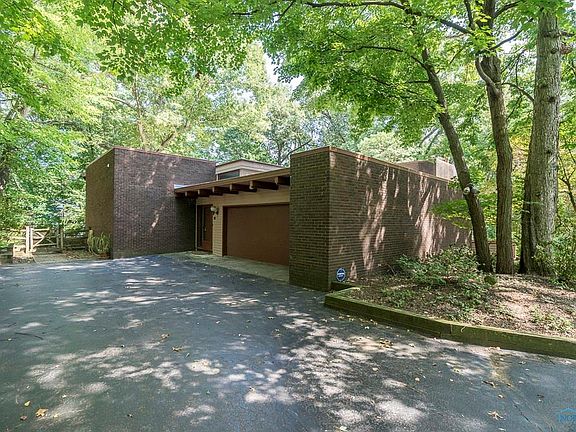 2nd image of 4558 Golf Creek Dr
