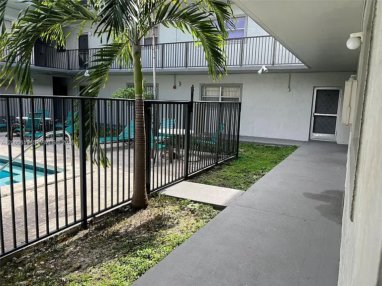 16215 NE 18th Ct #111 — Photo 11