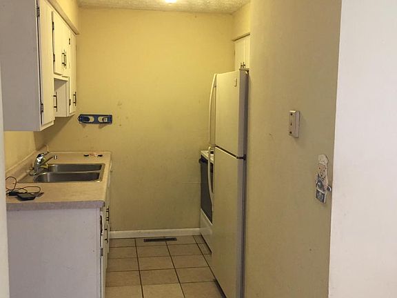 5th image of 723 Belleview Ct
