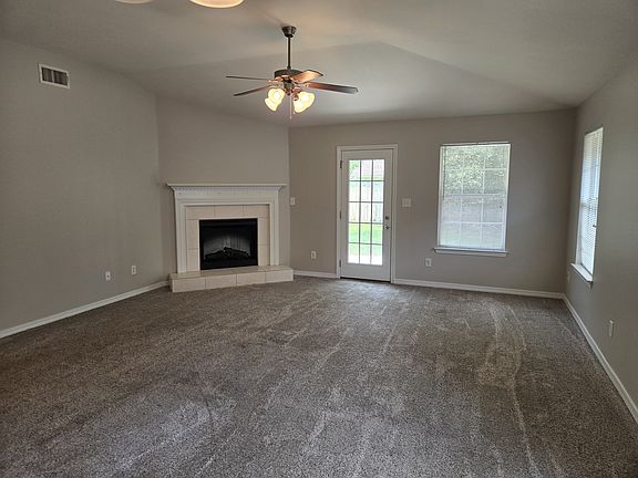5th image of 6562 Tampa Dr