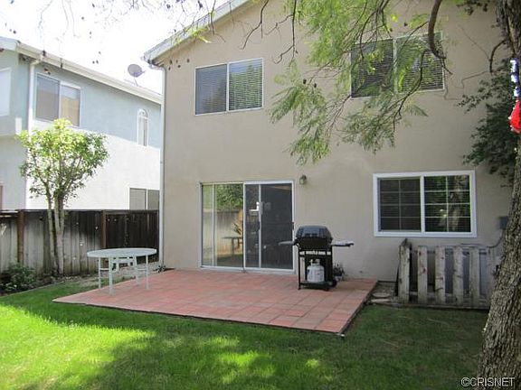 3rd image of 9326 Burnet Ave