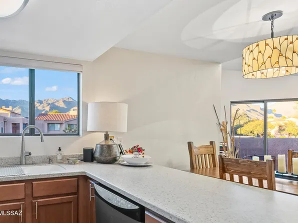 5051 N Sabino Canyon Rd Unit 2220, Tucson, AZ 85750