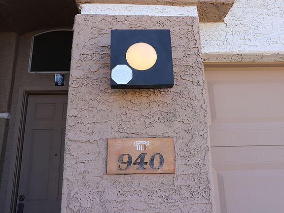 3rd image of 940 N Granada Dr