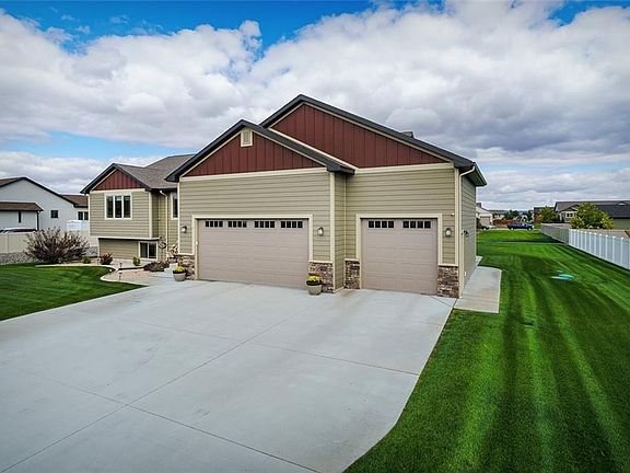 3rd image of 6845 Trailake Dr