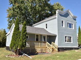 N5415 Park AVENUE, Fredonia, WI 53021