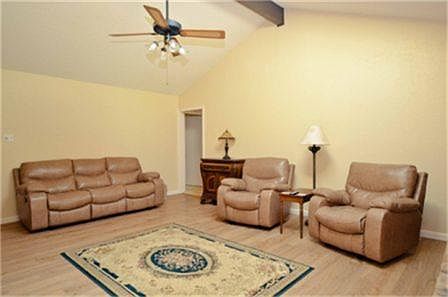 5th image of 608 S Parkridge Dr
