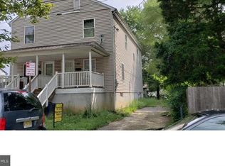 16 Race St, Trenton, NJ 08638