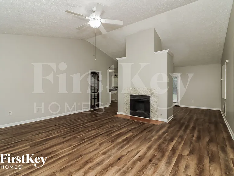 3765 Willow Ridge Rd — Photo 3