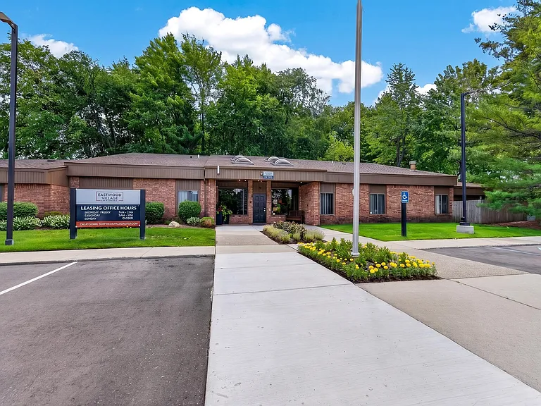 Residential Courtyard at Eastwood Village Apartments in Clinton Township, MI.