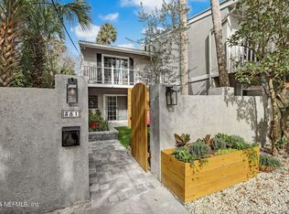 381 4th St, Atlantic Beach, FL 32233