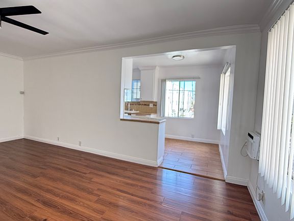 3rd image of 634 N Kingsley Dr APT 3