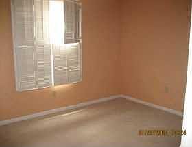 5th image of 410 Belmont