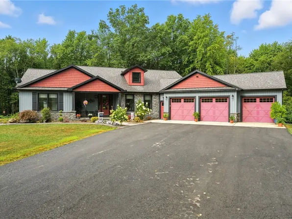 (undisclosed Address), New Castle, PA 16101