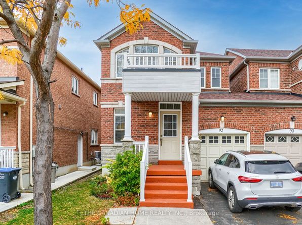 92 Maddybeth Cres, Brampton, ON L6Y 5R6