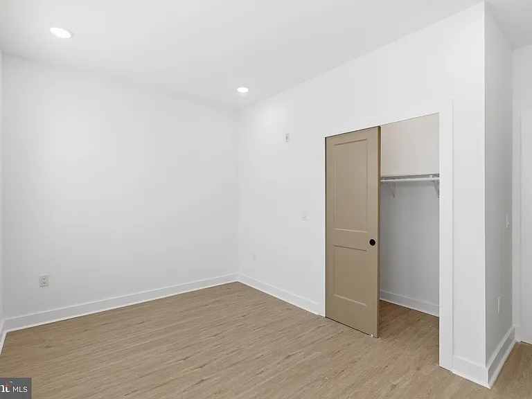 4021 Brown St #3 — Photo 6