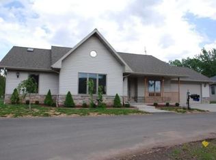 6454 Sunshine Harbour Dr, Winneconne, WI 54986