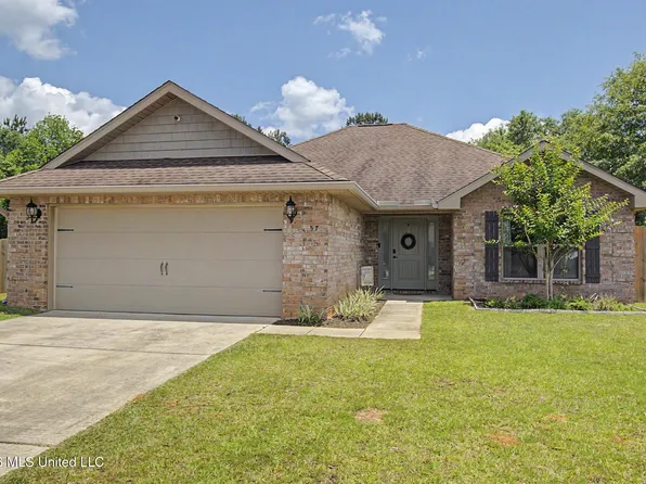 57 Summit View Dr, Perkinston, MS 39573