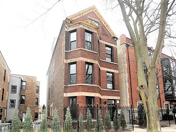 2nd image of 2013 N Hoyne Ave