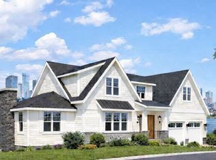 31 Temple St, Melrose, MA 02176