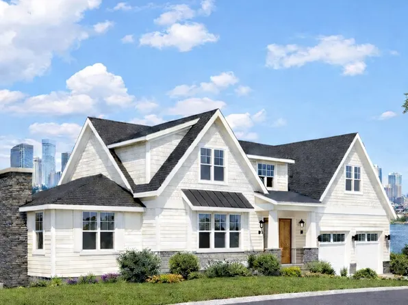 31 Temple St, Melrose, MA 02176