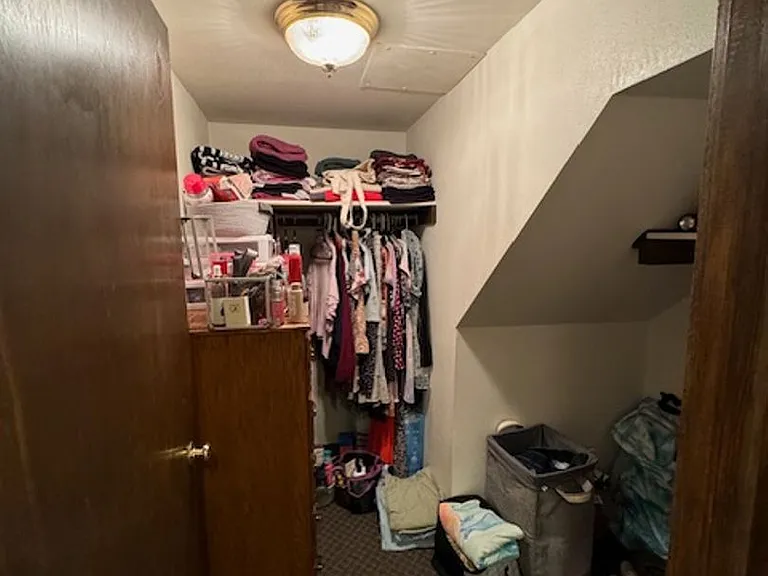 416 N Carroll St — Photo 12