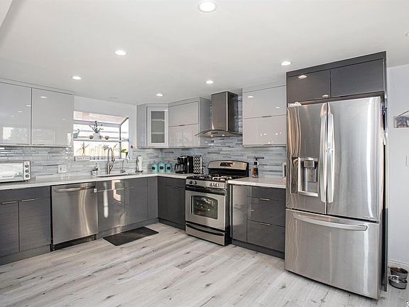 4th image of 13641 Phillippi Ave