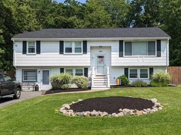 362 Diane Cir, Abington, MA 02351