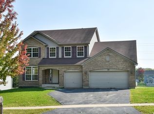 100 Northfield Dr, Minooka, IL 60447