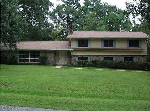 2nd image of 2617 Bayou Oaks Dr
