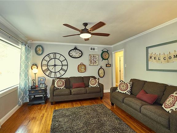 2nd image of 302 Monticello Dr