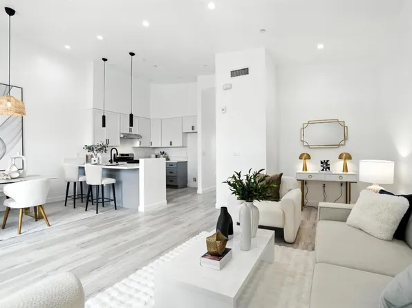 889 McLellan Dr #303, South San Francisco, CA 94080