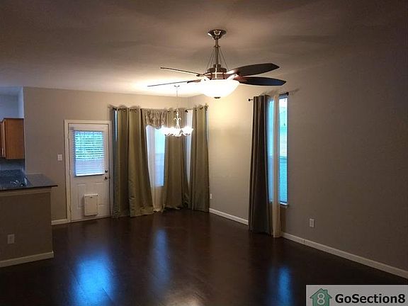4th image of 1241 Bristol Ln
