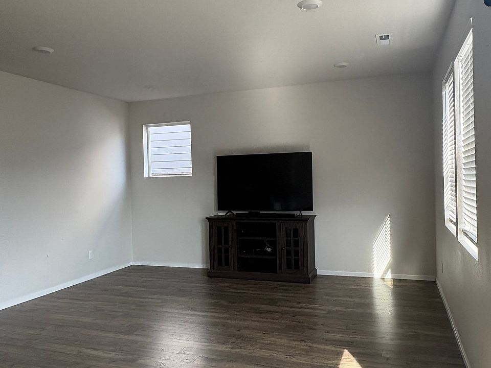 1st image of 2266 Killian Spring Dr