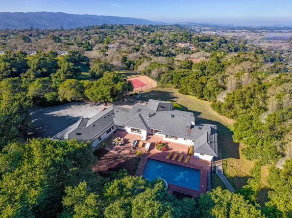 600 Westridge Dr, Portola Valley, CA 94028